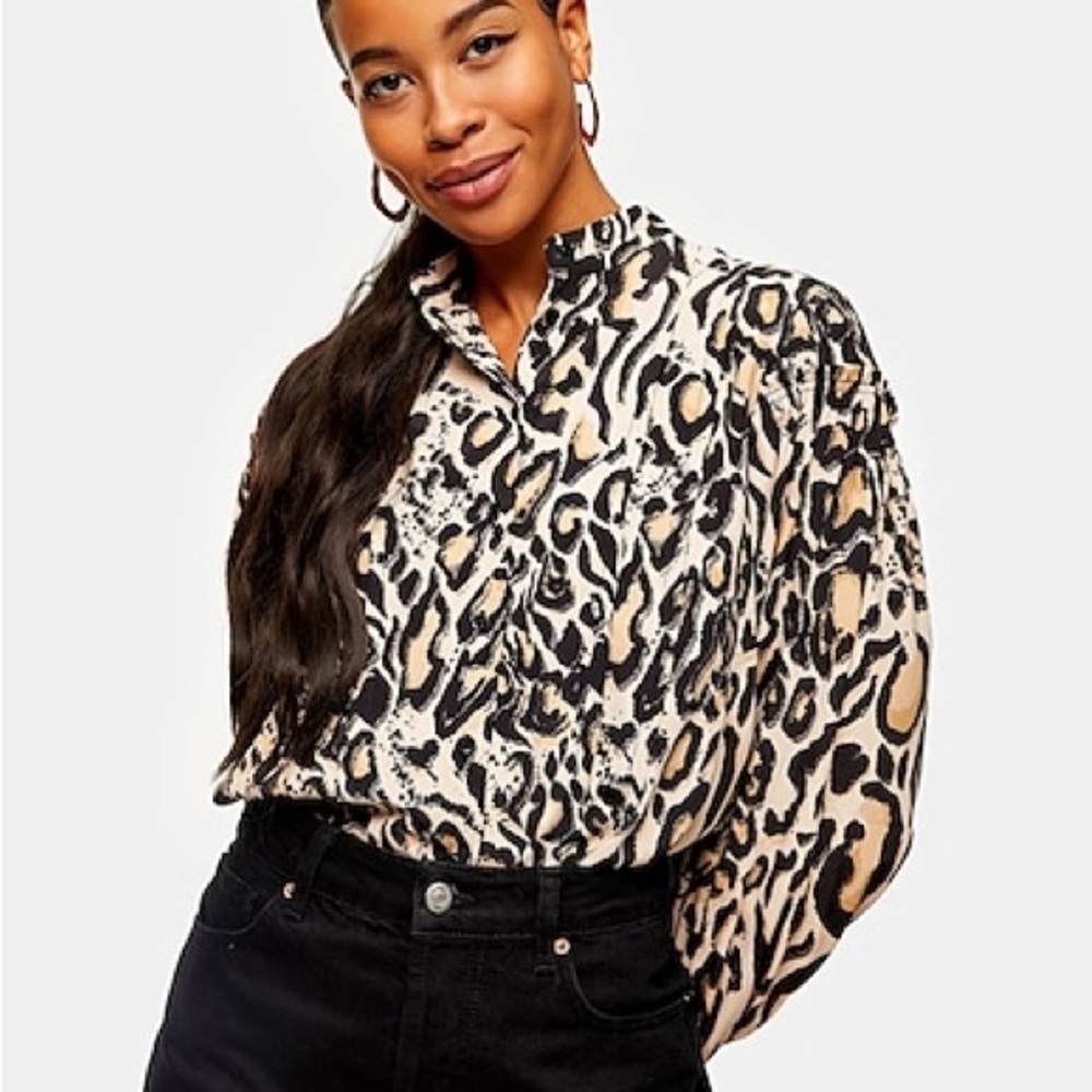 TOPSHOP animal print dramatic sleeve blouse, Size 10, NWT